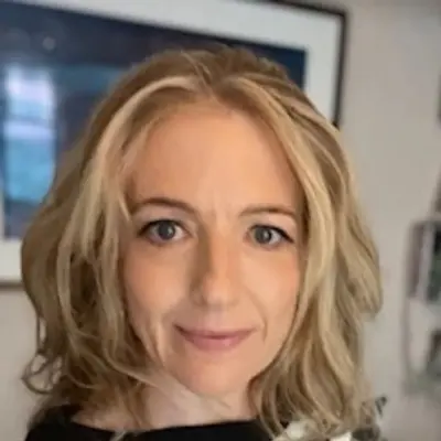 Dr Siobhan Becker